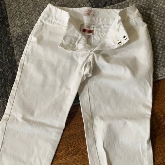 capris - Picture 3 of 3